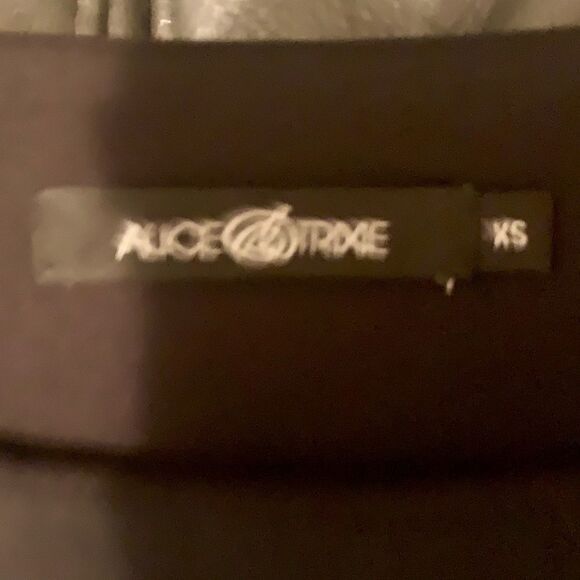 Alice & Trixie Silk Cityscape Shift Dress - Picture 8 of 8